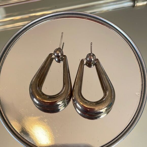 Silver tone post open teardrop earrings - Picture 1 of 4